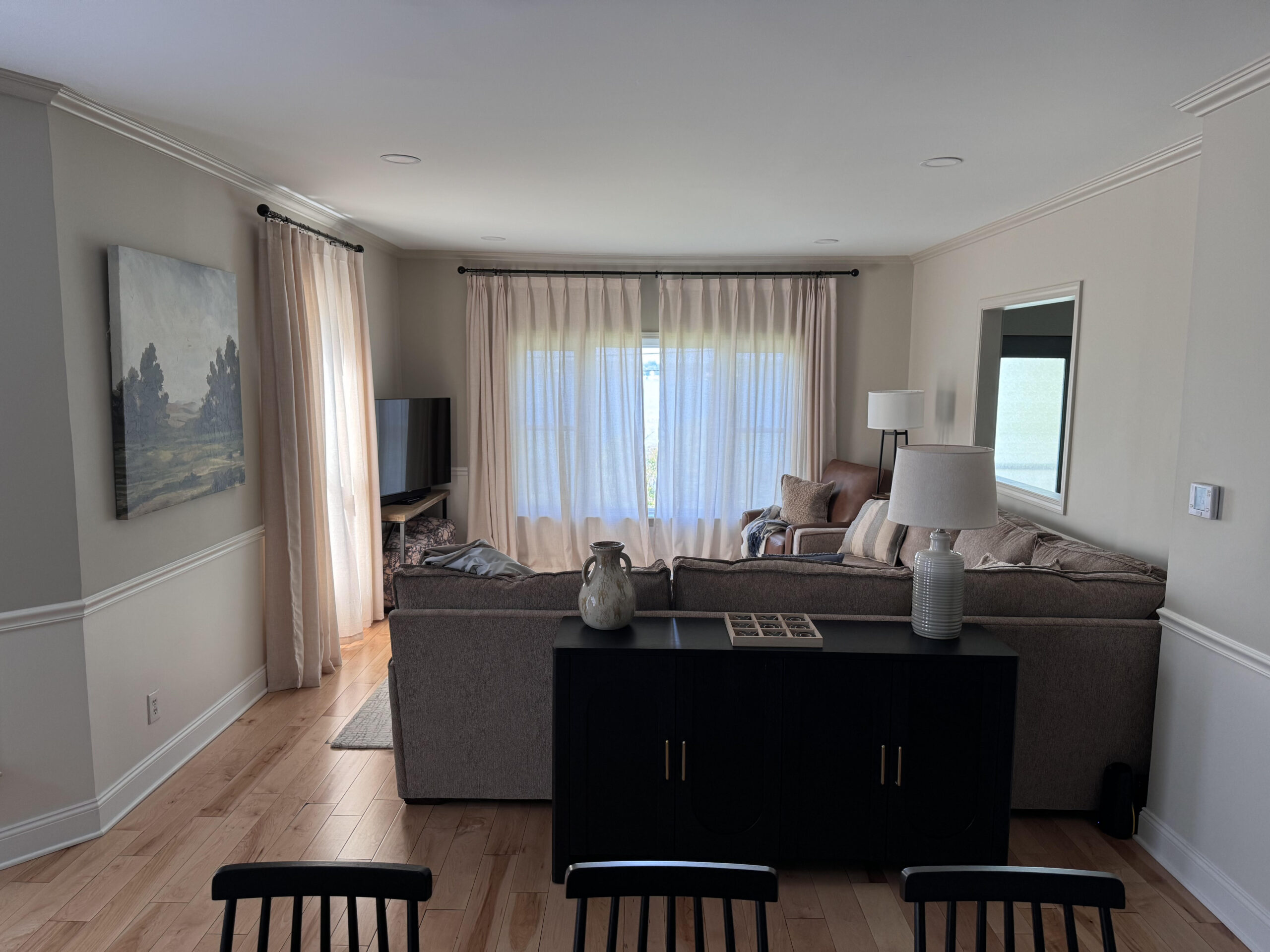Cozy and inviting living room design for a Cayuga Lake vacation home