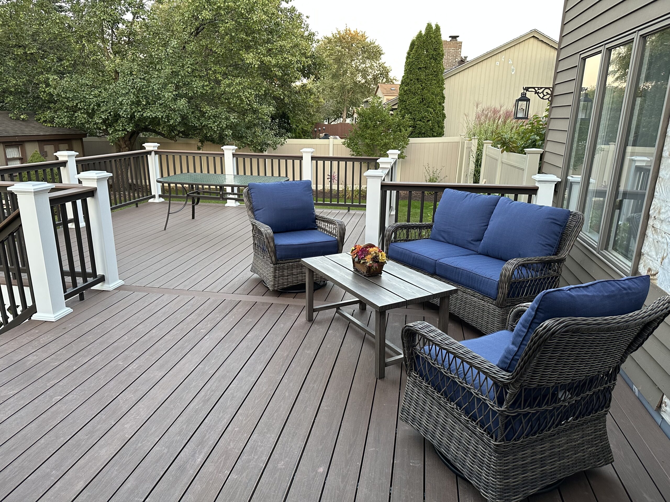 High-quality composite deck installation providing a seamless backyard upgrade in Onondaga County